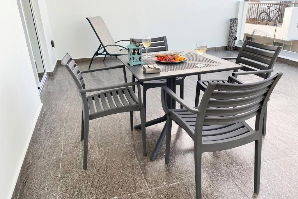 شقة Ev Zin - Modern, Cozy, 1 Bed, Pool, 2 Balconies, A105 بافوس المظهر الخارجي الصورة