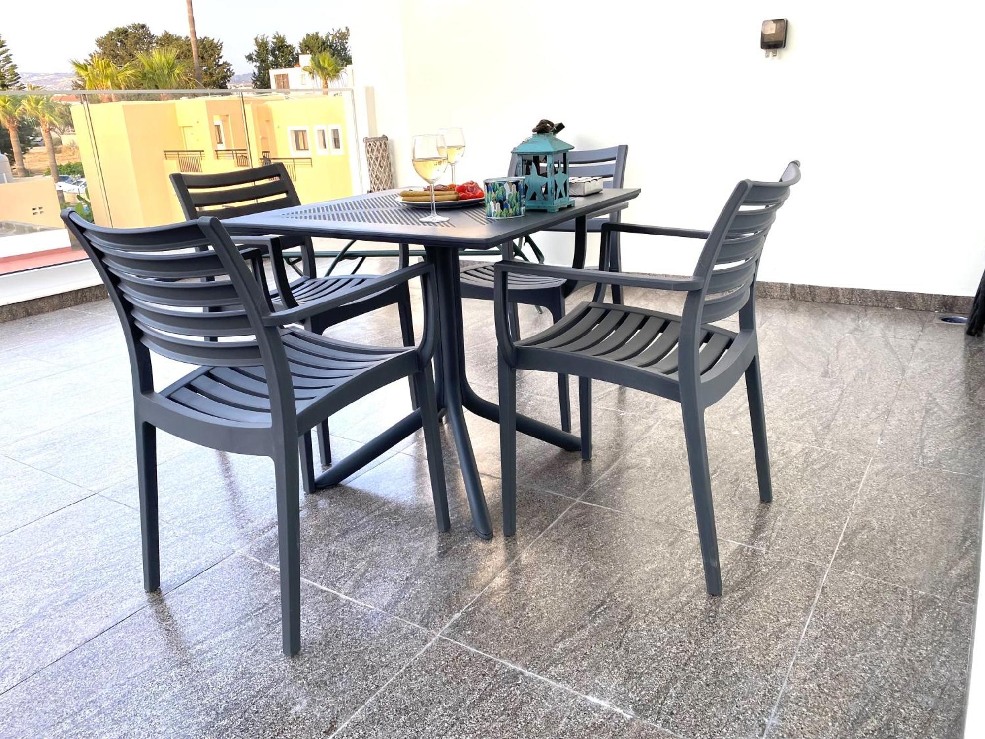 شقة Ev Zin - Modern, Cozy, 1 Bed, Pool, 2 Balconies, A105 بافوس المظهر الخارجي الصورة